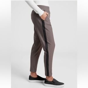 Athleta Brooklyn Plaid Ankle Pant, Black/ Grey Plaid | Size 10 Tall | NWOT